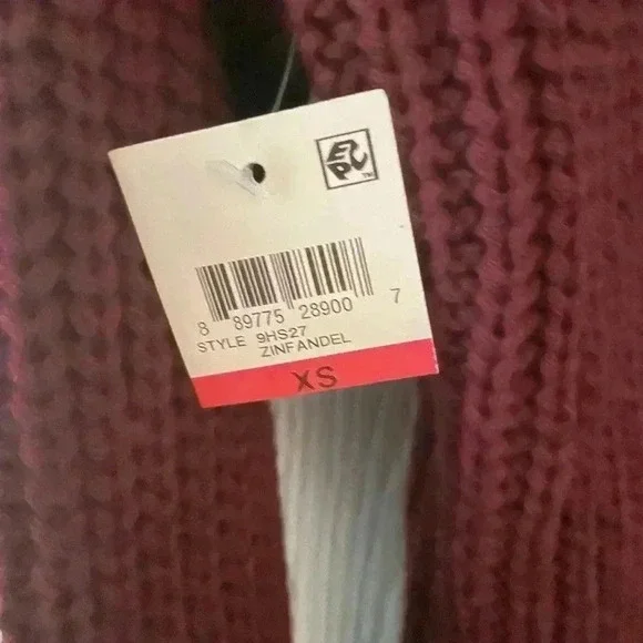 American Rag Woman's Sweater Dress runs oversized NWT - Picture 3 of 4